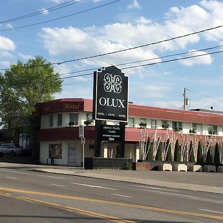 Olux Hotel-Motel-Suites Laval Exteriör bild