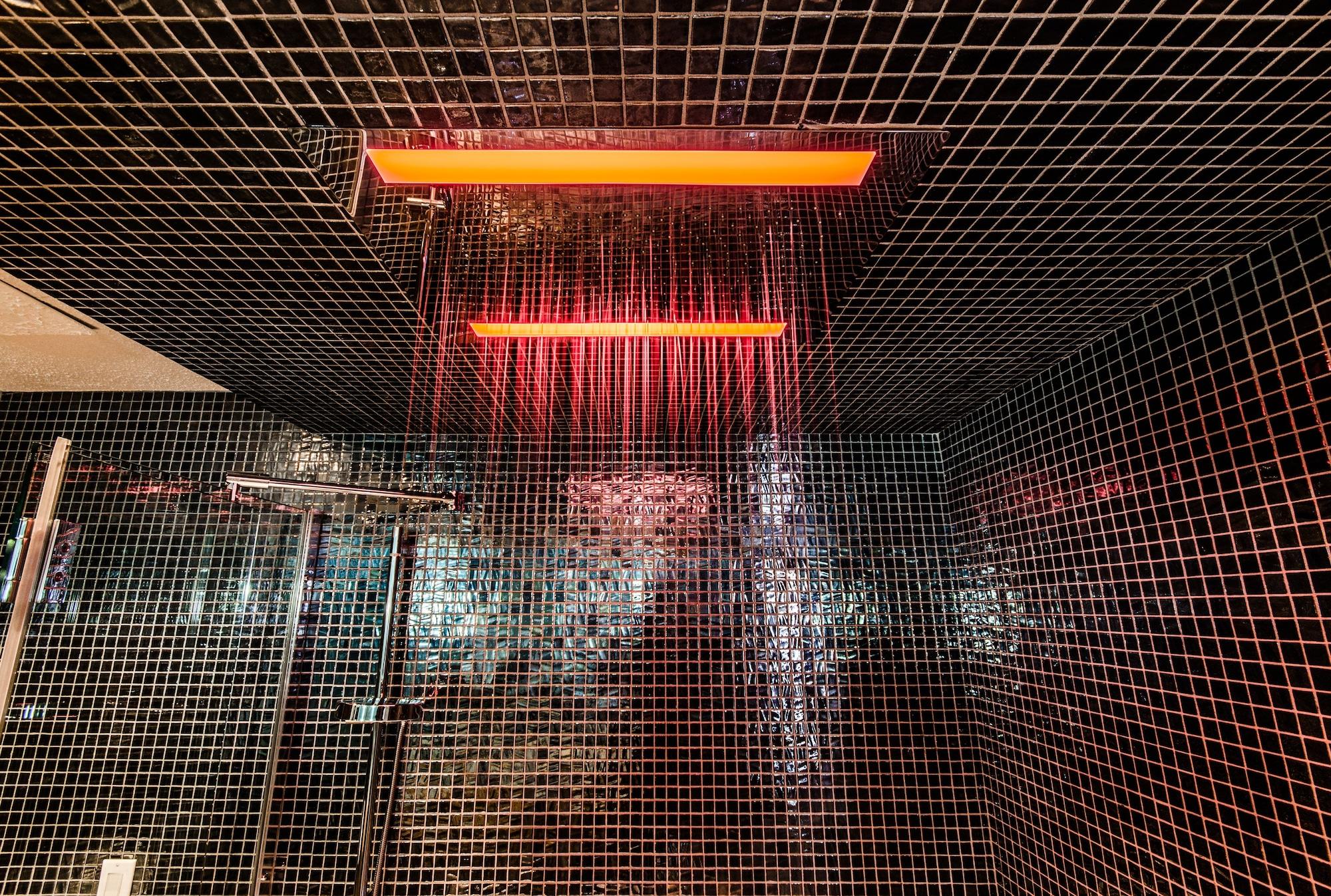 Olux Hotel-Motel-Suites Laval Exteriör bild
